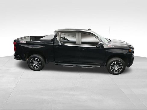Used 2019 Chevrolet Silverado 1500 LT Trail Boss AWD/4WD image 23