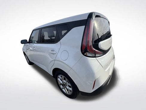 Used 2024 Kia Soul LX w/ Option Group 015 image 4