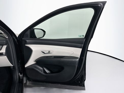 Used 2025 Hyundai Tucson SEL FWD image 33