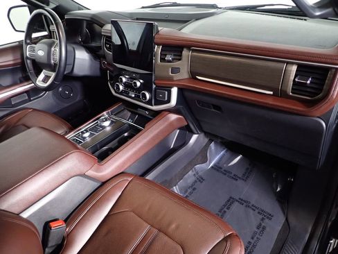 Used 2024 Ford Expedition Max Limited image 46