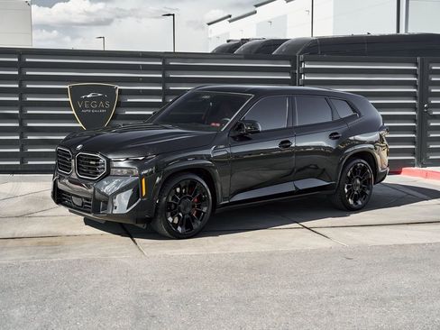 Used 2025 BMW XM image 5