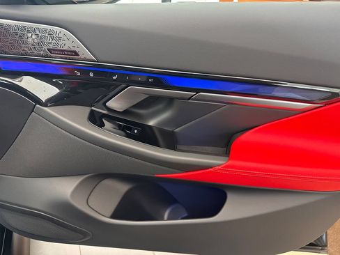 New 2027 BMW M5 w/ Executive Package AWD/4WD image 13