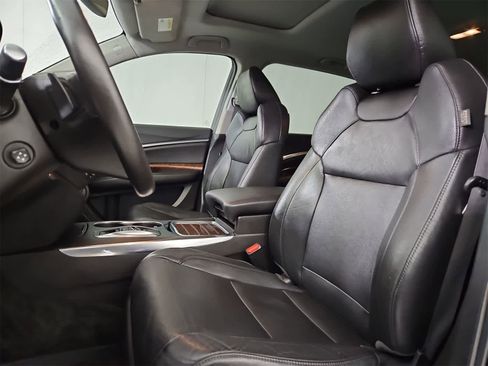 Used 2018 Acura MDX SH-AWD image 16