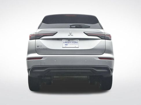 Used 2025 Mitsubishi Outlander ES AWD/4WD image 46