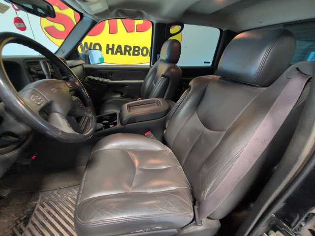 Used 2005 GMC Sierra 2500 SLT w/ Heavy-Duty Power Package AWD/4WD image 10