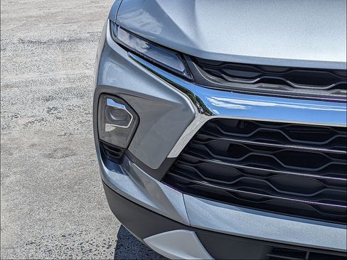 New 2026 Chevrolet Blazer LT w/ Convenience Package FWD image 7