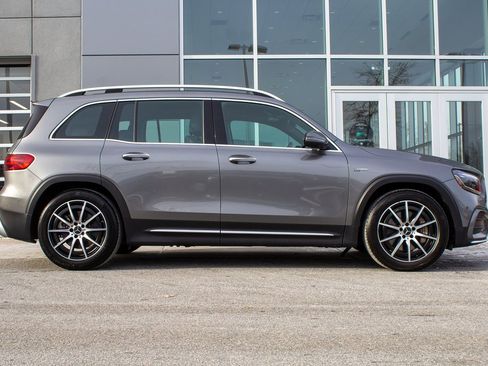 Used 2025 Mercedes-Benz GLB 35 AMG 4MATIC image 4