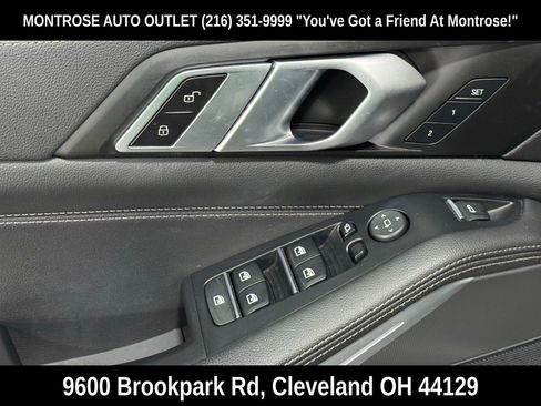 Used 2022 BMW X5 xDrive40i w/ M Sport Package image 13