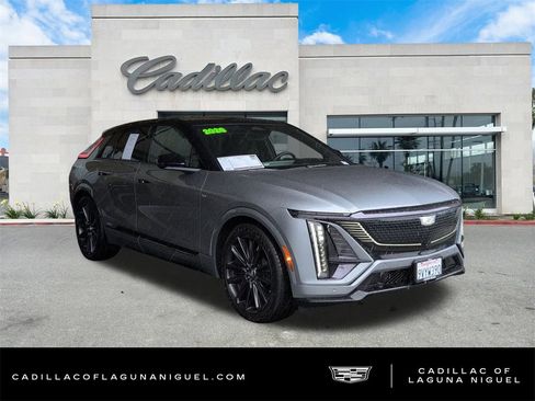 Used 2026 Cadillac Lyriq V image 3