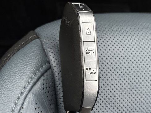 Used 2025 Kia Sorento SX Prestige image 48