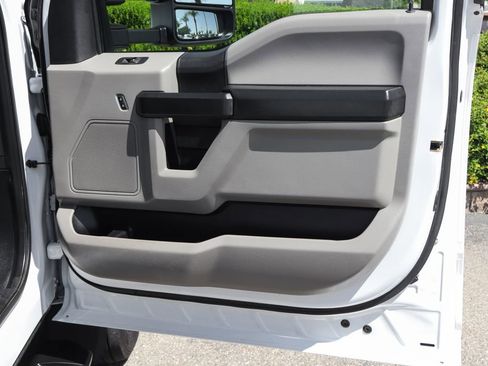 Used 2021 Ford F550 2WD Crew Cab Super Duty image 44