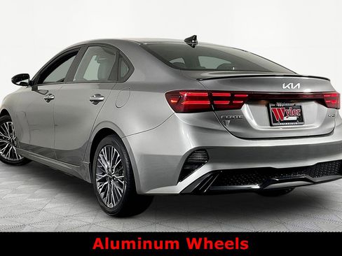 Used 2023 Kia Forte GT-Line w/ GT-Line Premium Package FWD image 4