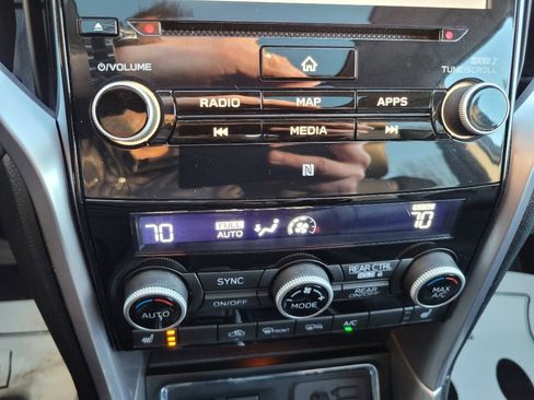 Used 2022 Subaru Ascent Limited w/ Technology Package image 37