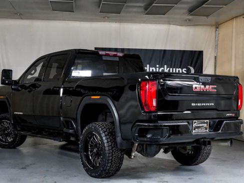 Used 2020 GMC Sierra 3500 AT4 w/ AT4 Premium Package image 11