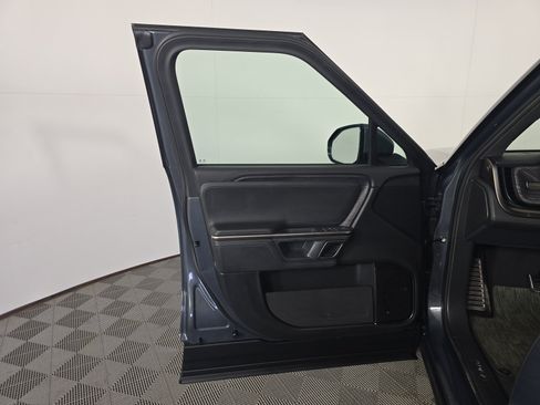 Used 2024 Rivian R1S Adventure AWD/4WD image 16