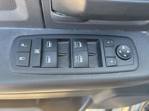 Used 2012 RAM 3500 ST w/ Chrome Appearance Group AWD/4WD image 21