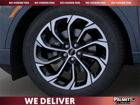 New 2026 Lincoln Nautilus Reserve image 19