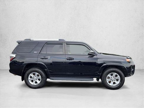 Used 2019 Toyota 4Runner SR5 RWD image 4
