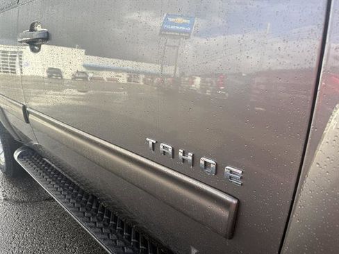 Used 2012 Chevrolet Tahoe LT image 12