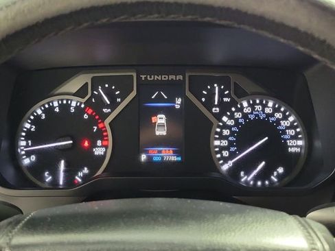 Used 2022 Toyota Tundra SR5 w/ SR5 Premium Package AWD/4WD image 27