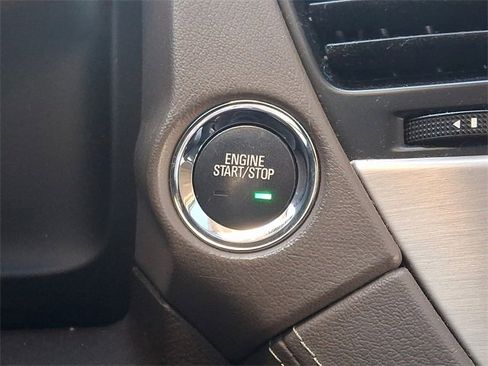 Used 2017 GMC Yukon Denali image 25