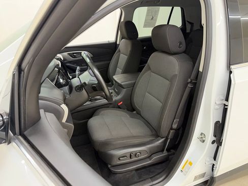 Used 2020 Chevrolet Traverse LT AWD/4WD image 18