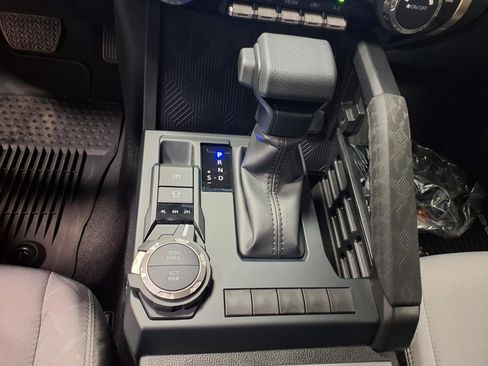 New 2026 Toyota Tacoma SR5 AWD/4WD image 17