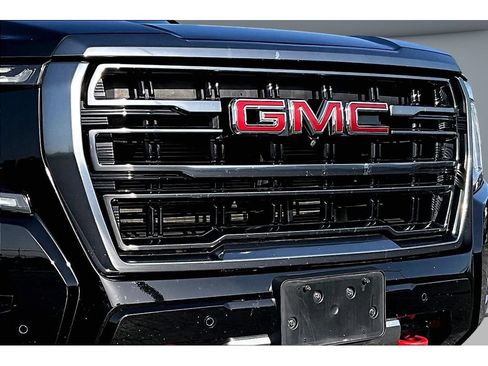Used 2022 GMC Yukon AT4 w/ AT4 Premium Plus Package AWD/4WD image 49