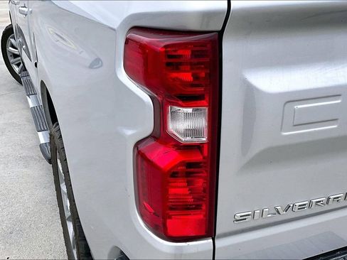 Used 2020 Chevrolet Silverado 1500 LT w/ All-Star Edition image 35