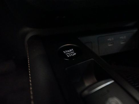 Certified 2025 Nissan Kicks SV w/ SV Premium Package image 30