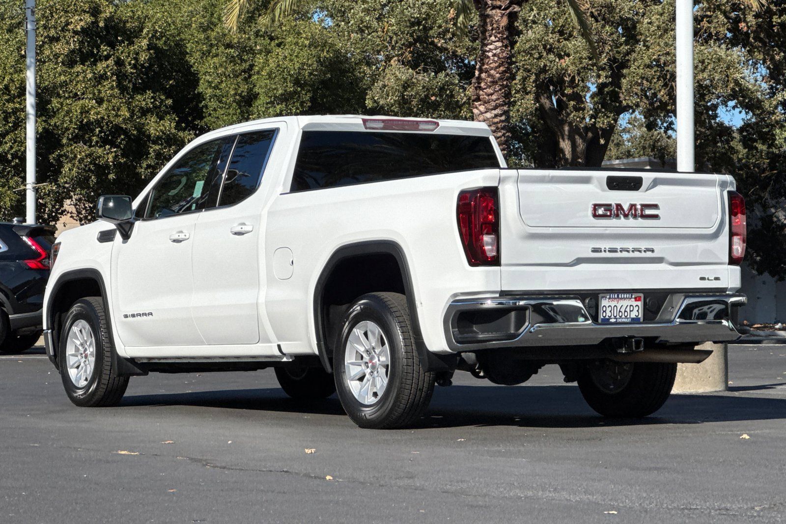 Used 2022 GMC Sierra 1500 SLE RWD image 5