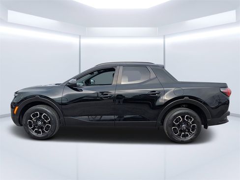 Used 2023 Hyundai Santa Cruz SEL w/ Activity Package image 6