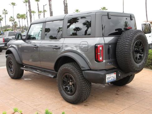 Certified 2024 Ford Bronco Wildtrak AWD/4WD image 2
