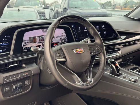 Used 2024 Cadillac Escalade V w/ LPO, ONYX Package image 14