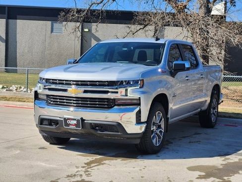 Used 2022 Chevrolet Silverado 1500 LT w/ Z71 Off-Road Package image 13