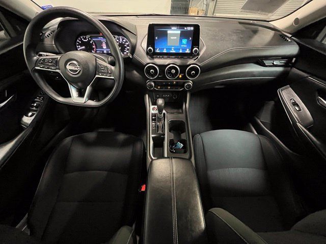 Used 2025 Nissan Sentra SV FWD image 17