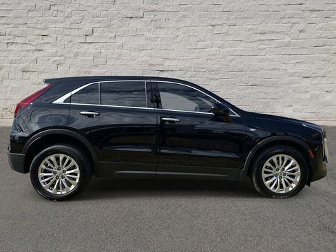 Used 2024 Cadillac XT4 Luxury image 6