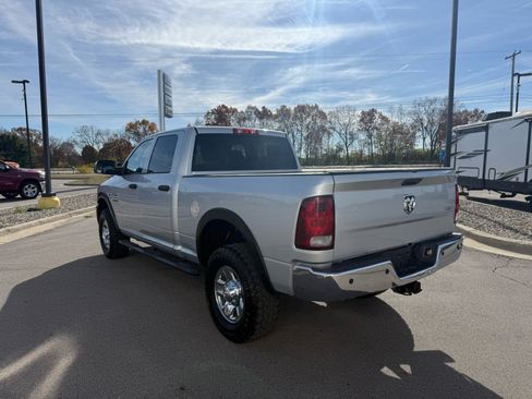 Used 2017 RAM 3500 Tradesman w/ Chrome Appearance Group image 5
