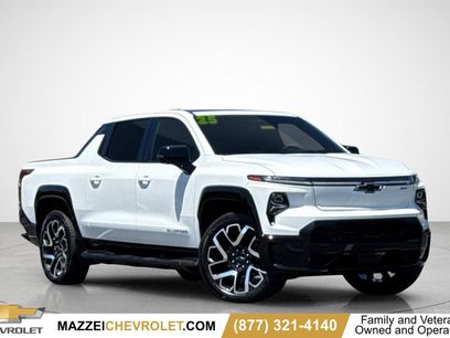 Used 2025 Chevrolet Silverado EV RST