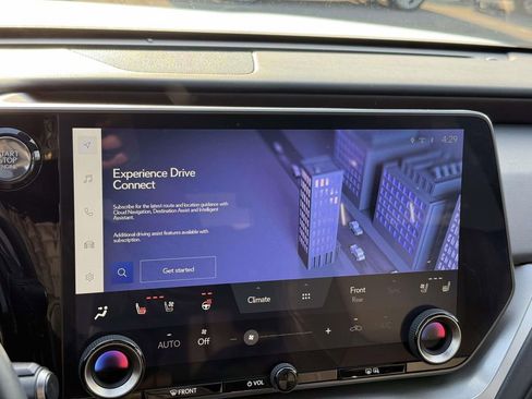 Used 2024 Lexus TX 350 AWD image 11