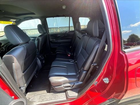 Used 2023 Honda Passport TrailSport image 15