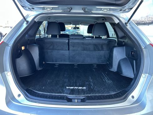 Used 2015 Toyota Venza LE AWD/4WD image 14