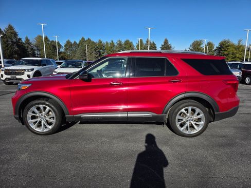 Certified 2023 Ford Explorer Platinum w/ Equipment Group 601A image 2