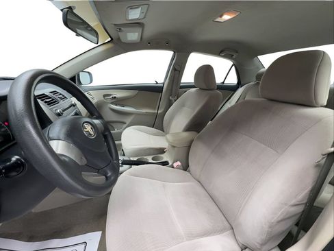 Used 2011 Toyota Corolla LE FWD image 14