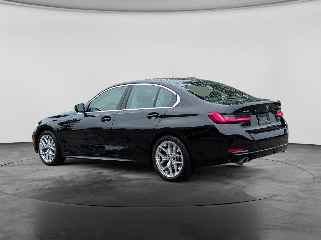 Used 2026 BMW 330i xDrive Sedan AWD/4WD image 5