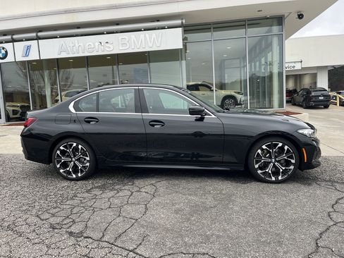 Certified 2025 BMW 330i Sedan image 9