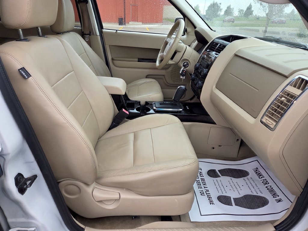 Used 2010 Ford Escape Limited AWD/4WD image 26