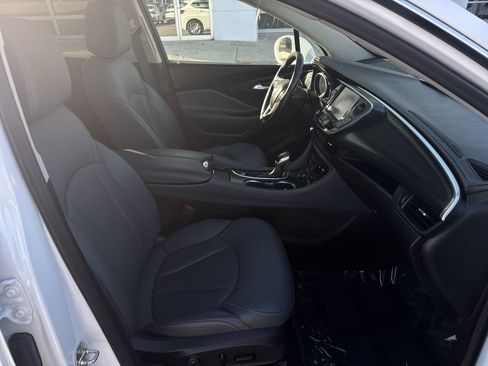 Used 2020 Buick Envision Essence image 29