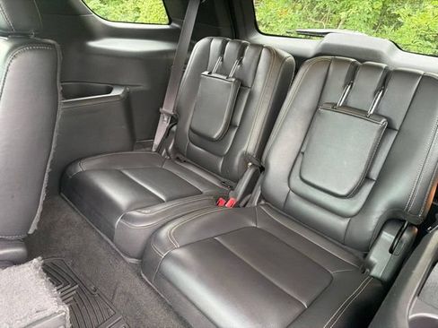 Used 2015 Ford Explorer Sport AWD/4WD image 12