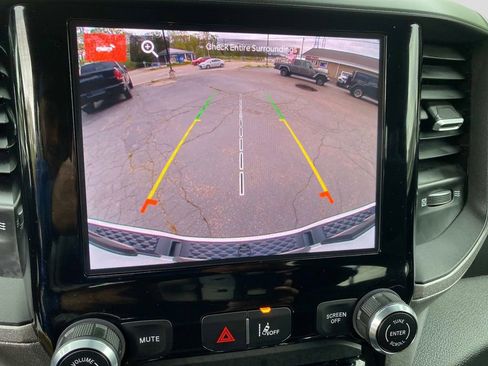 Certified 2025 RAM 1500 Tradesman w/ Night Edition AWD/4WD image 14